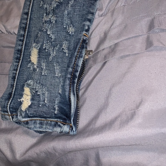 Embellish Jeans - Picture 4 of 7
